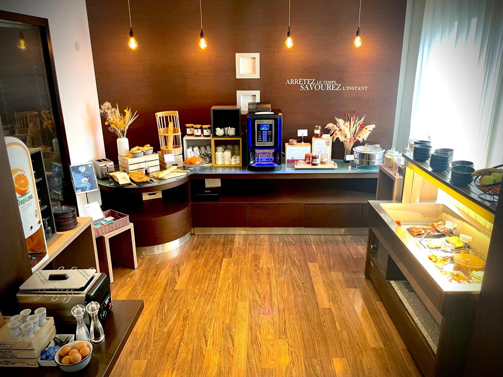 Kyriad Grenoble Centre Ngoại thất bức ảnh